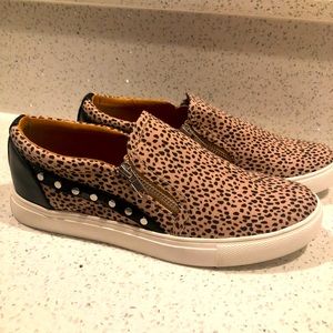 Dolce Vita leopard slip on sneakers
